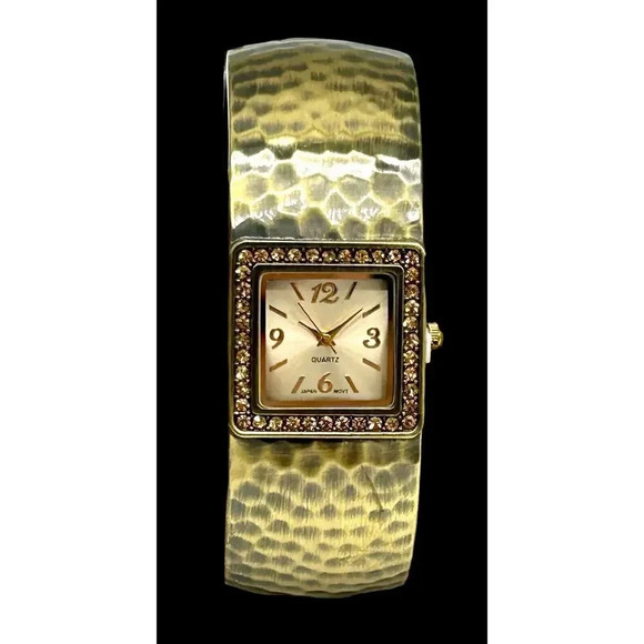 Bronze Tone Hammered Cuff Bracelet Bangle Quartz Women's Watch Needs Battery - Picture 1 of 9